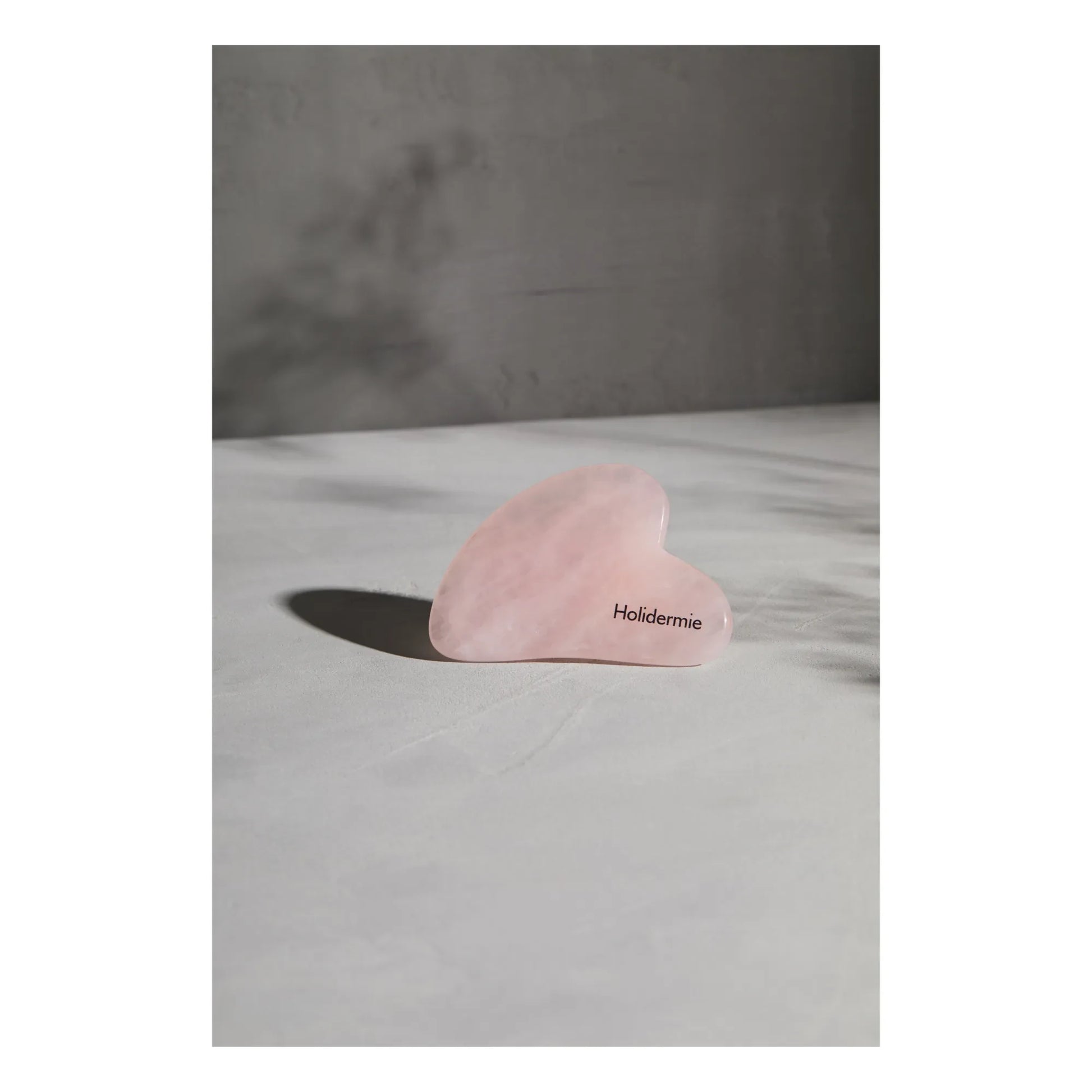 Holidermie - Pink Quartz Facial Gua Sha