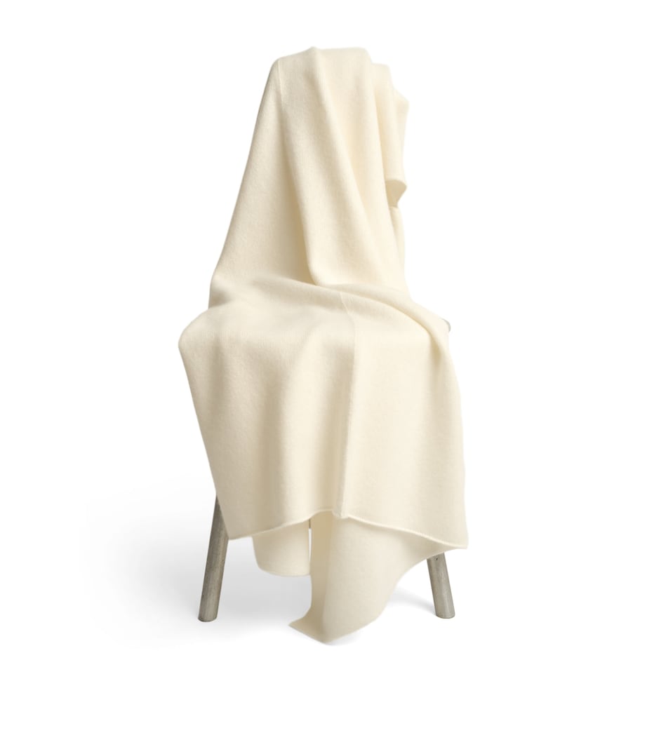 Cashmere Silence Throw (190cm x 130cm)