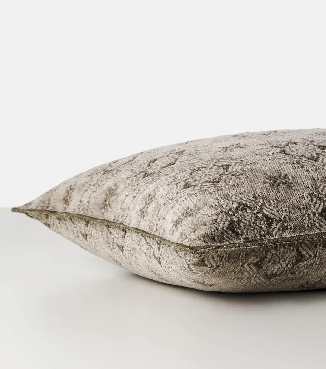Maison de Vacances - Cotton-blend jacquard cushion