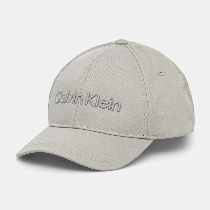 Памучна шапка с козирка Calvin Klein