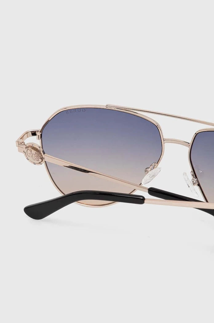 Слънчеви очила Guess