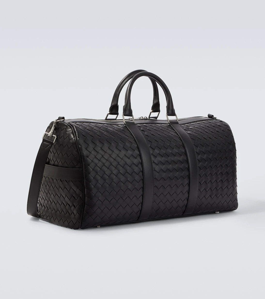 Bottega Veneta - حقيبة دفل من جلد إنترشاتو