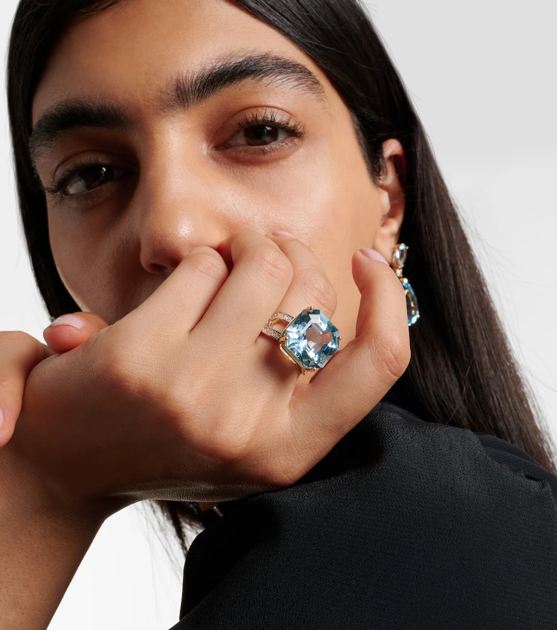 Mateo - 14kt gold ring with topaz and diamonds