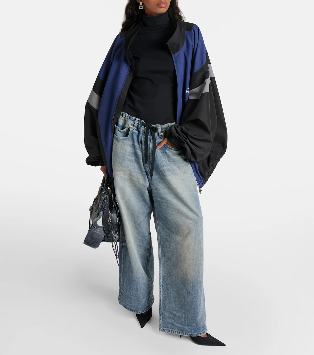 Balenciaga - جينز واسع الساق بخصر متوسط الارتفاع