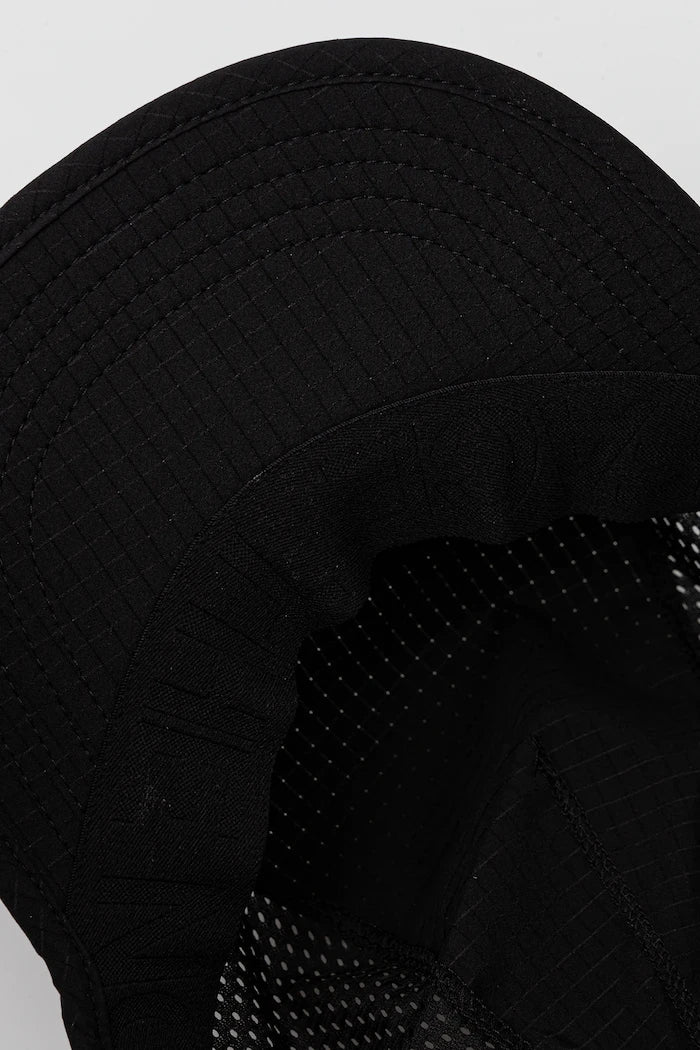 Шапка с козирка The North Face Summer Run