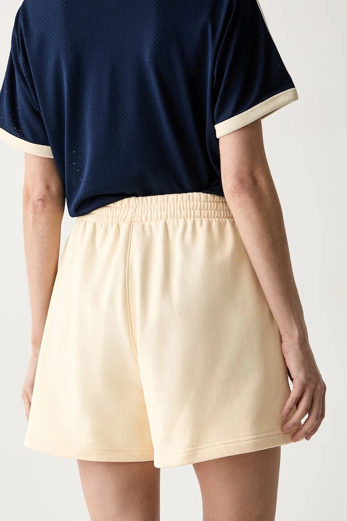 adidas Originals Essentials Pamuklu Kadın Eşofman Şortu