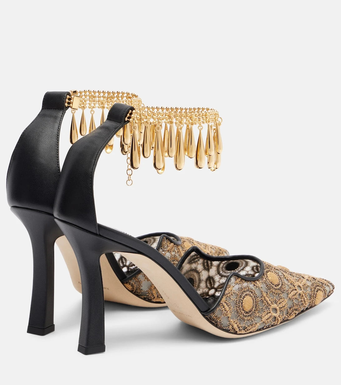 Manolo Blahnik - حذاء هارنيكوس 105 بكعب عالٍ من الدانتيل المزيّن بالجلد