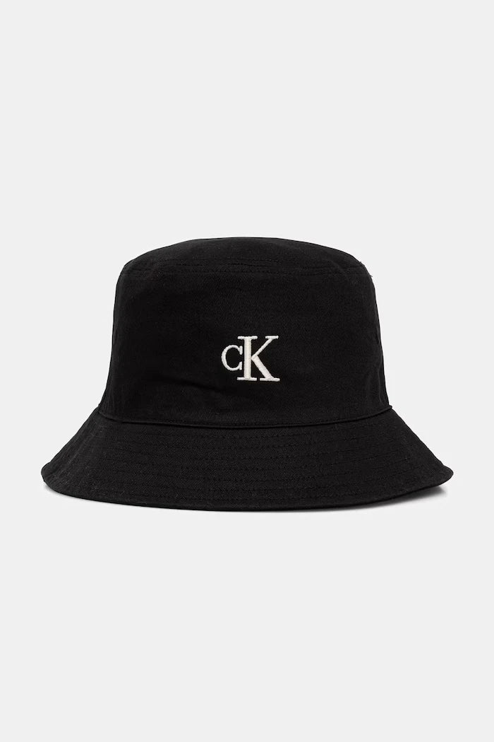Calvin Klein шапка идиотка дамска от памук