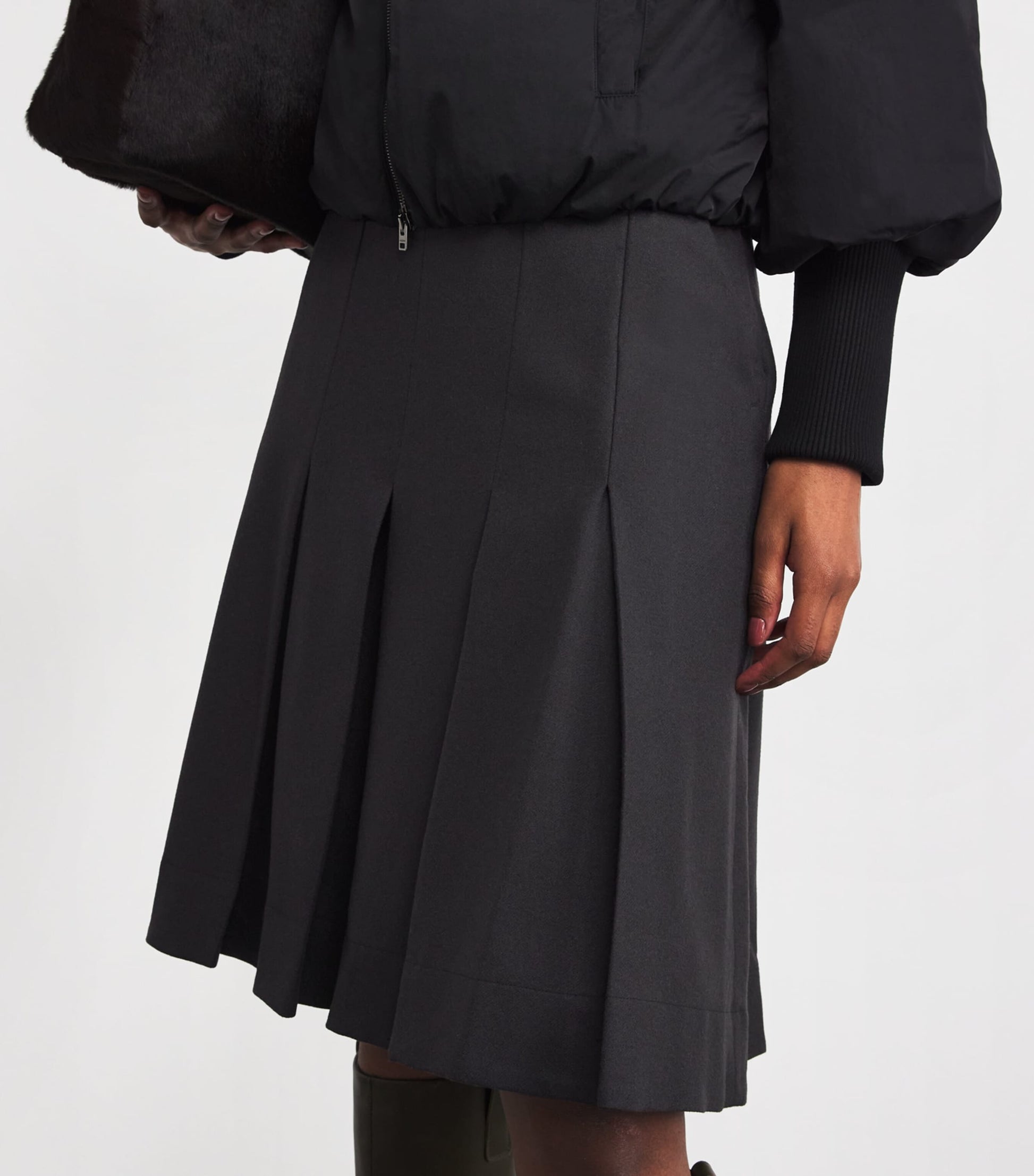 Virgin Wool-Blend Yanis Shorts