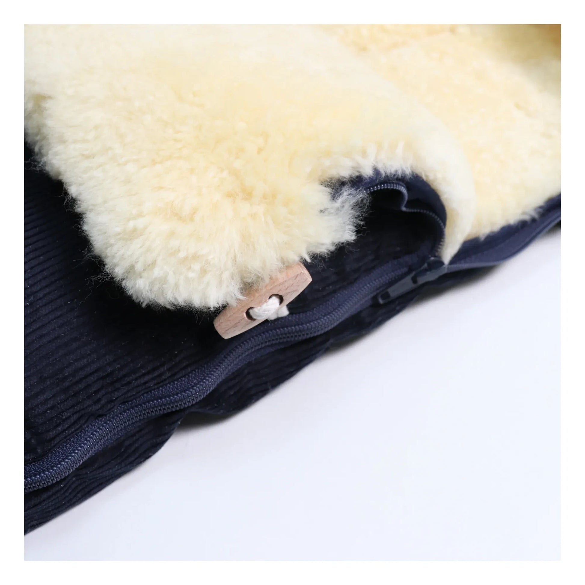 Kaiser - Filius Lambskin Universal Footmuff | Navy blue