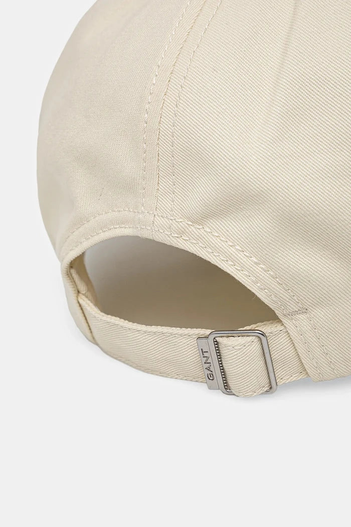 Шапка с козирка Gant