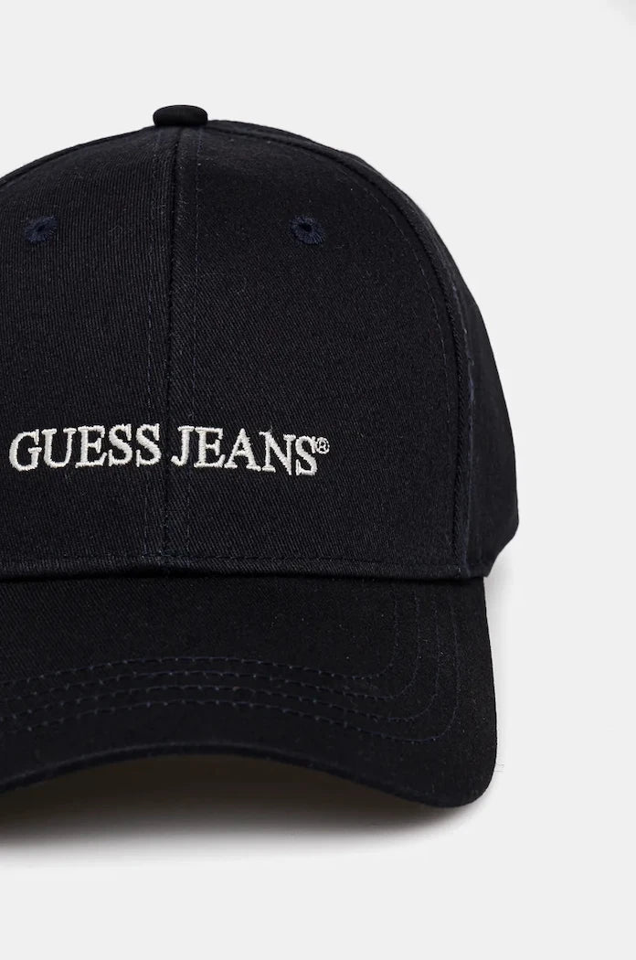 Guess Jeans pamuklu siperlikli şapka