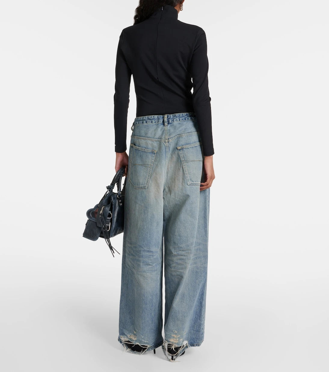 Balenciaga - جينز واسع الساق بخصر متوسط الارتفاع