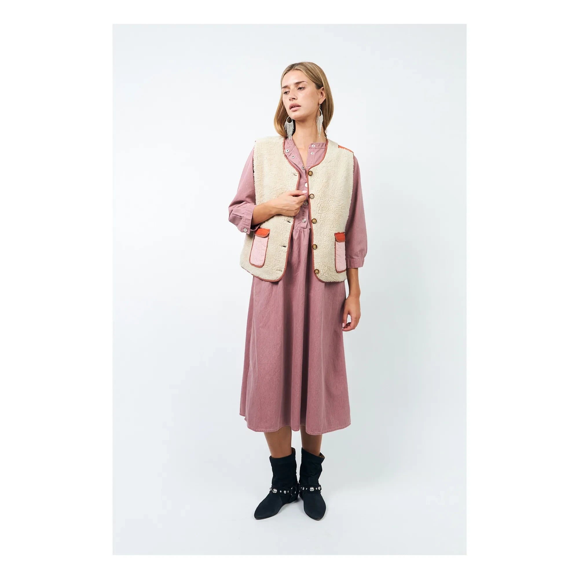 Lollys Laundry - Jace Sleeveless Vest | Sand
