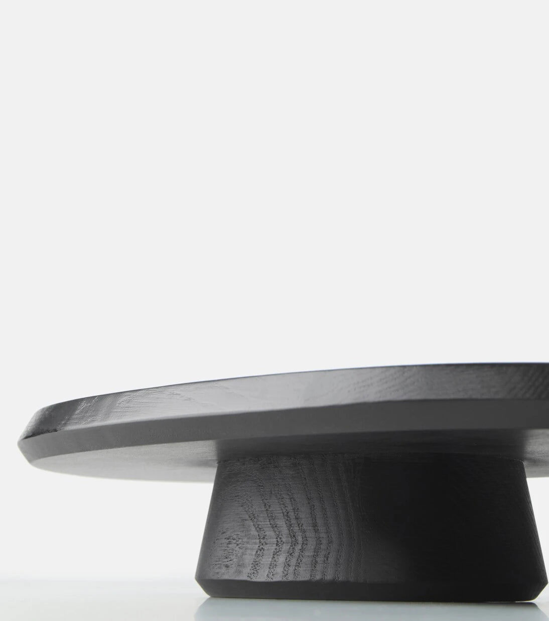 Serax - Dune wooden cake stand by Kelly Wearstler
