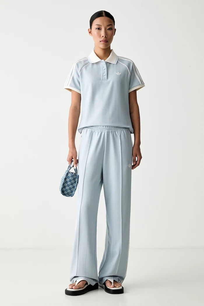 adidas Originals polo yaka kadın tişört