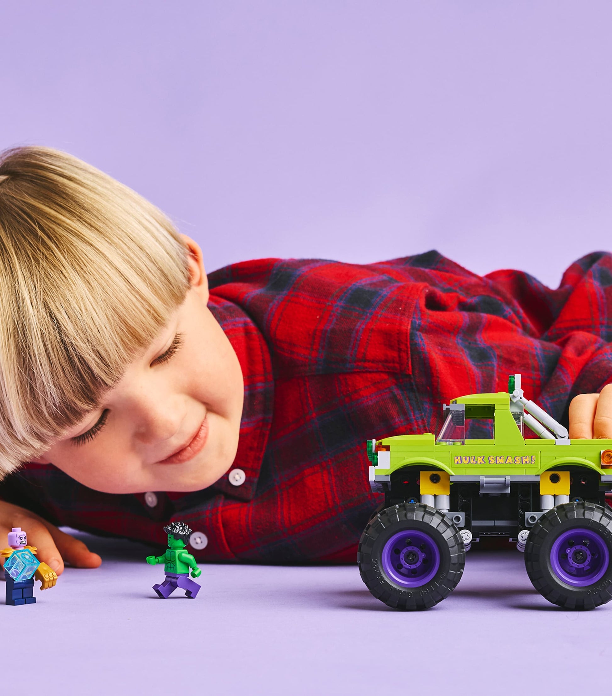 Marvel The Hulk Truck vs. Thanos Set 76312