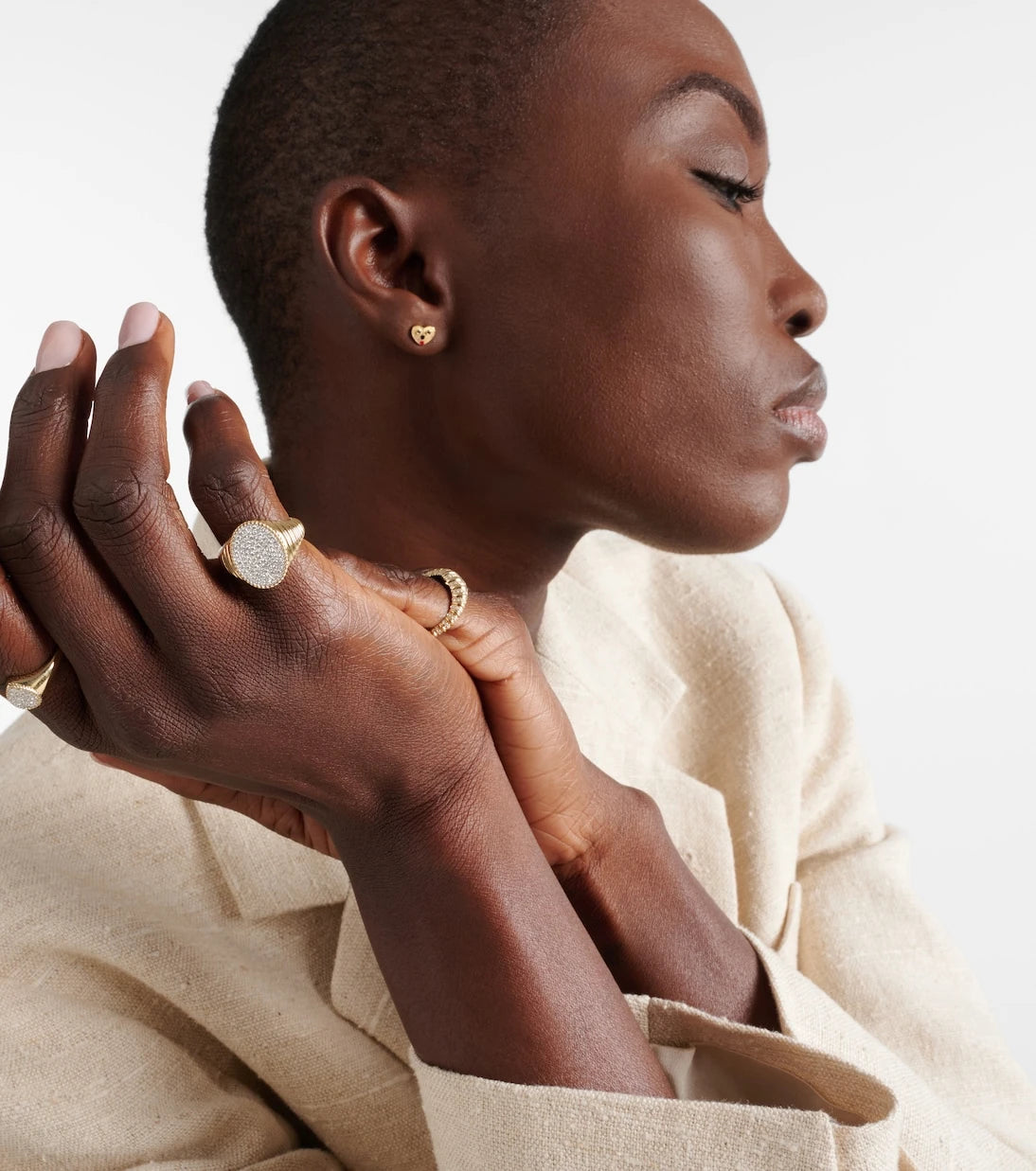 Yvonne Léon - Chevalière Ovale 9kt gold ring with diamonds