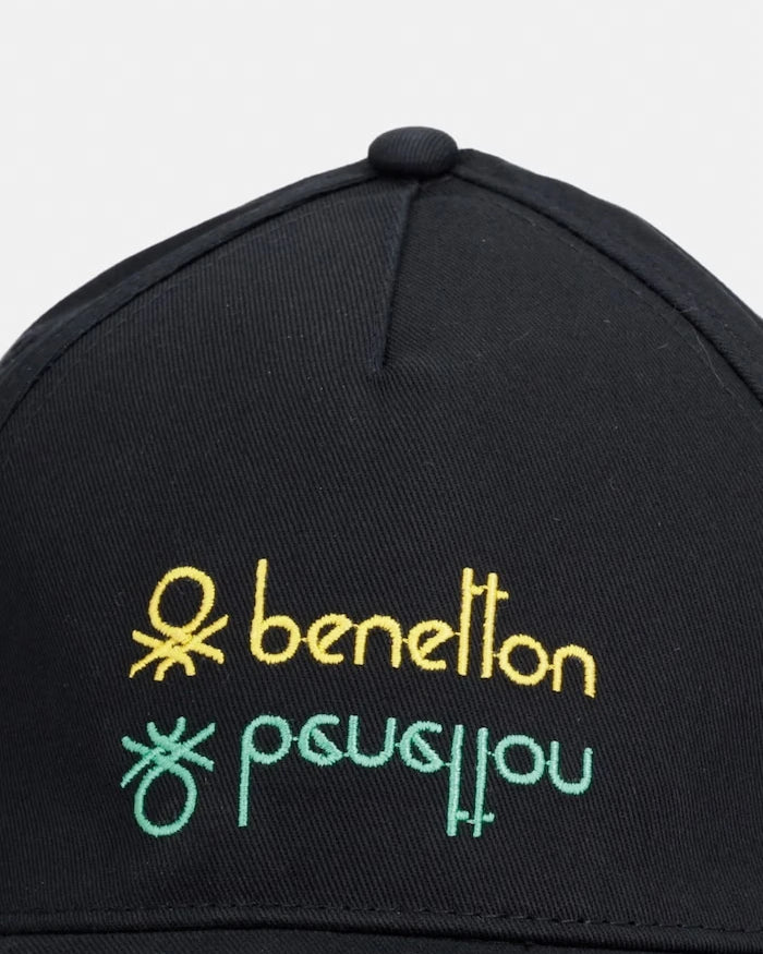 United Colors of Benetton pamuklu siperli şapka