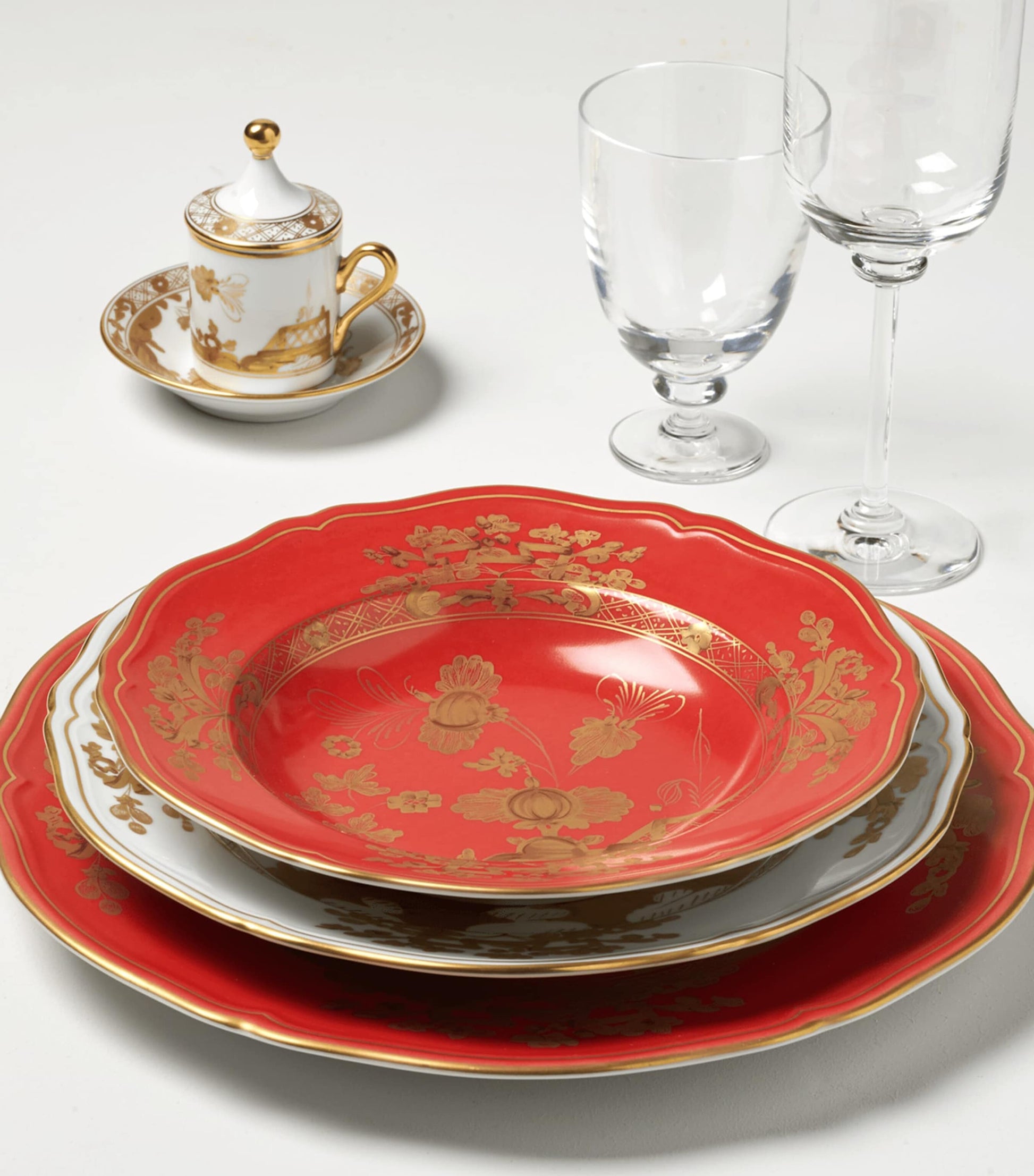 Oriente Italiano Rubrum Soup Plate (24cm)
