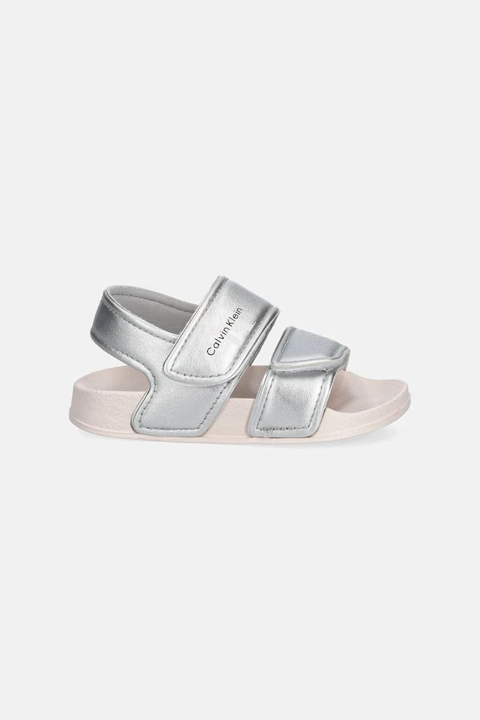 Calvin Klein Jeans сандали с равна подметка за деца