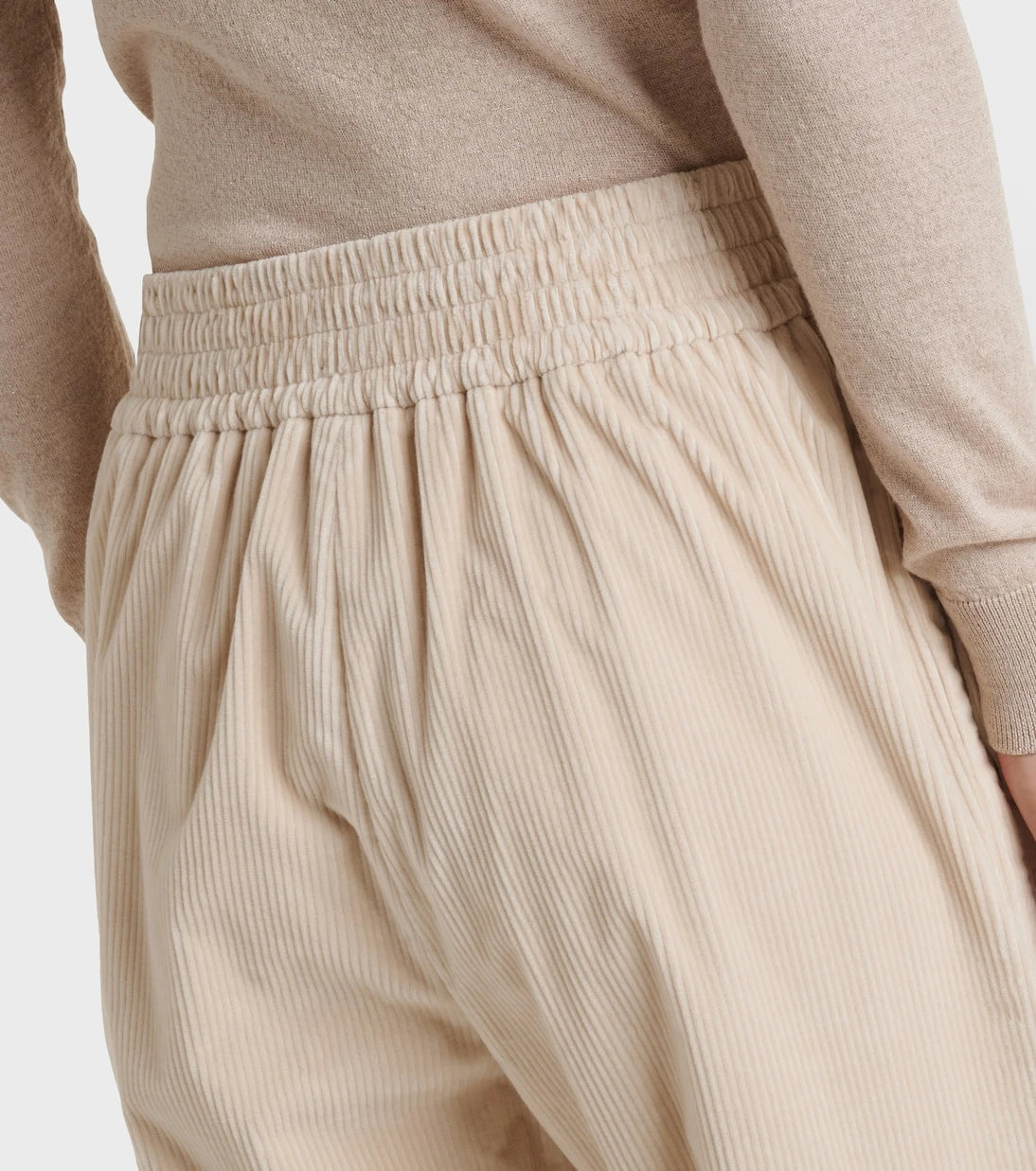 Eleventy - Cotton corduroy tapered pants