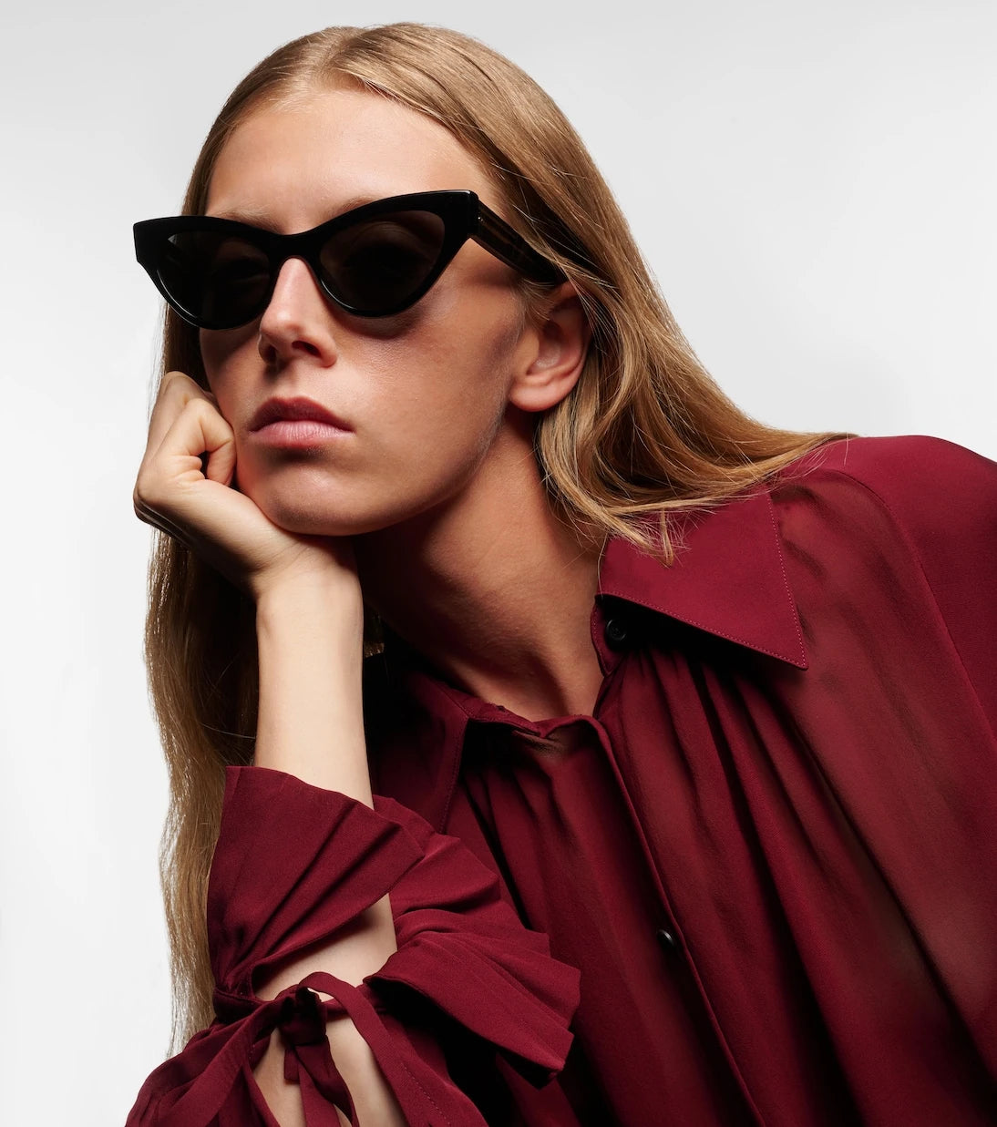 Khaite - x Oliver Peoples Cat-eye sunglasses