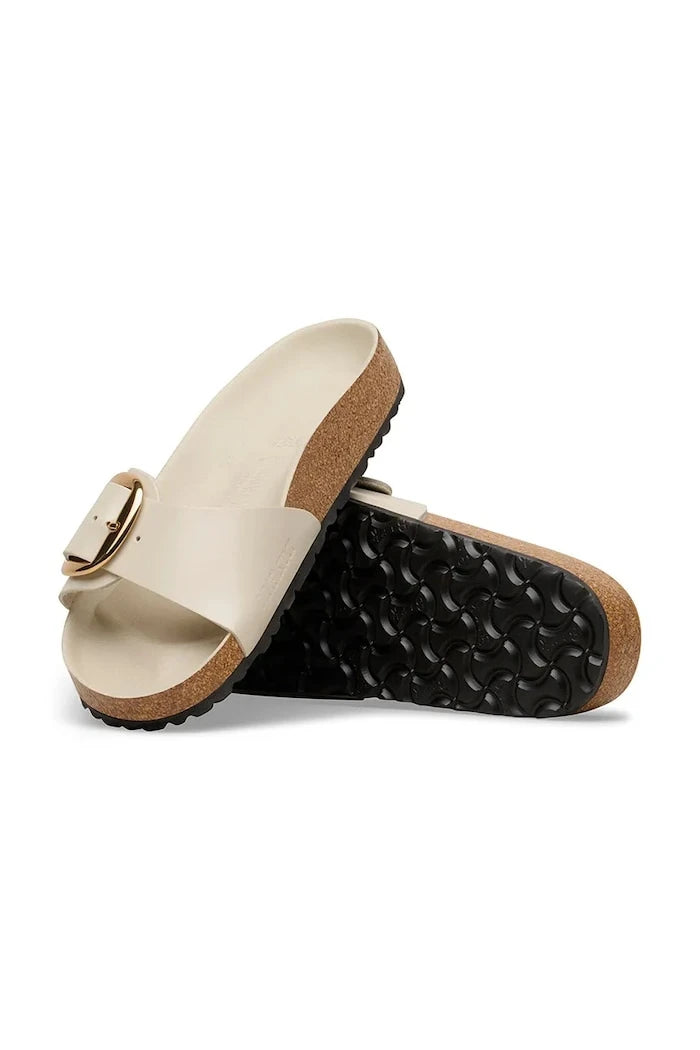 Birkenstock düz tabanlı kadın deri terlik Madrid Big Buckle
