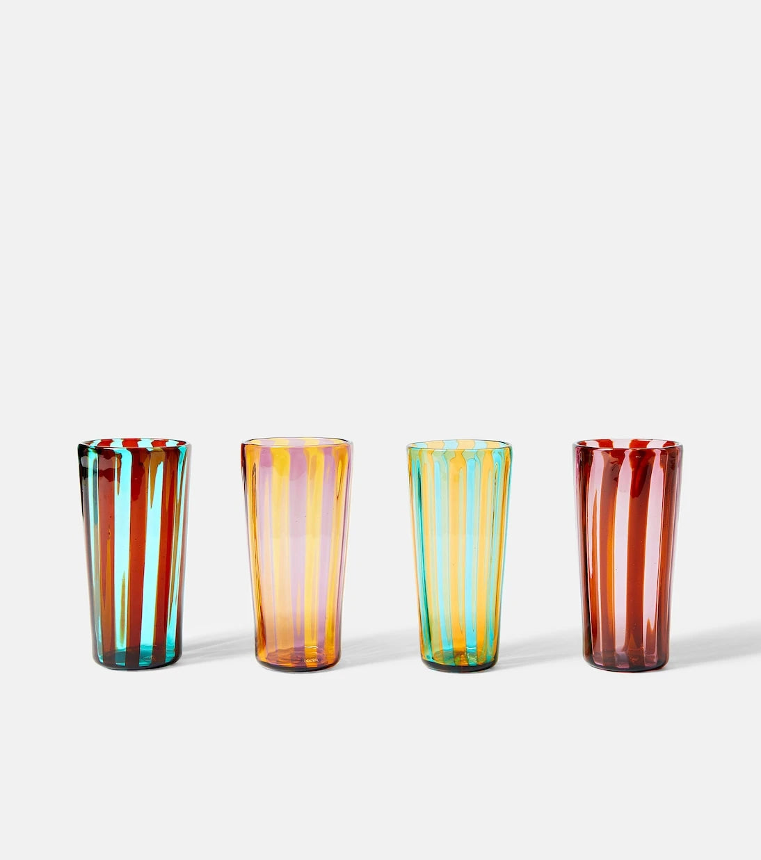Akua Objects - طقم أوجوستا من 4 أكواب مخططة