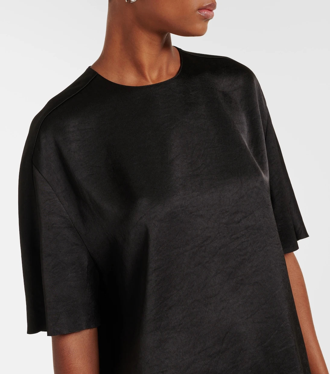 Vince - Satin T-shirt