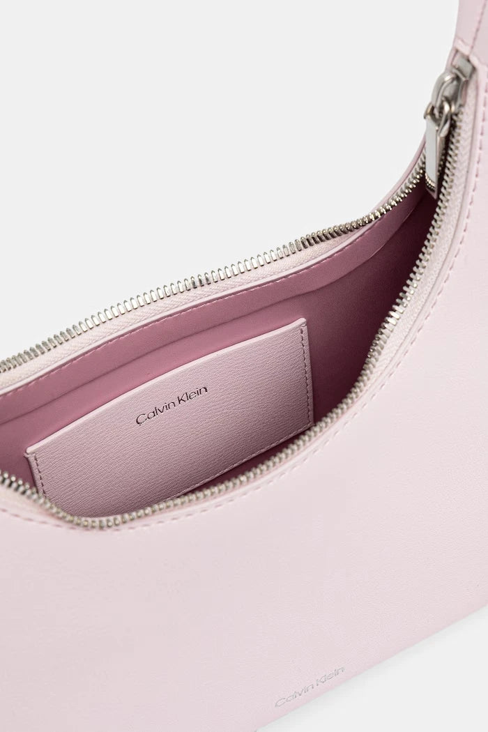 Calvin Klein suni deri kadın çantası