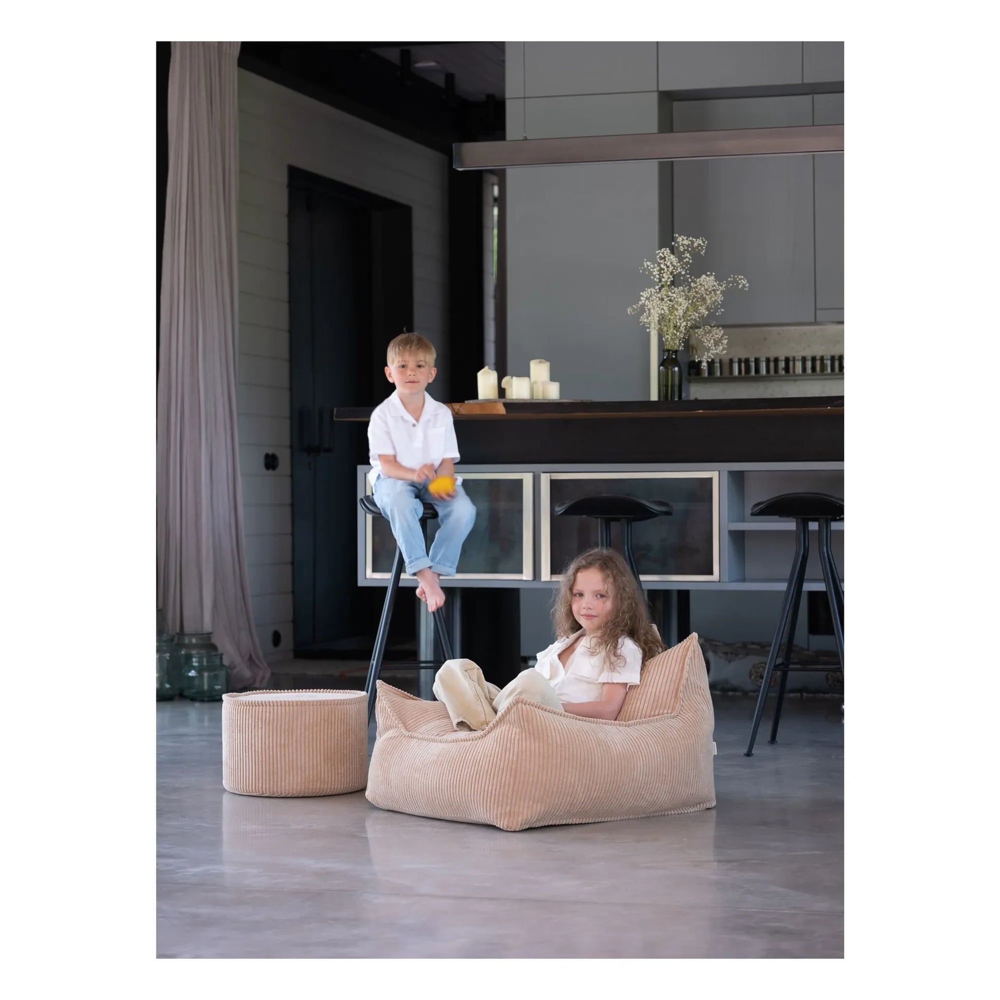 Wigiwama - Corduroy pouffe | Beige