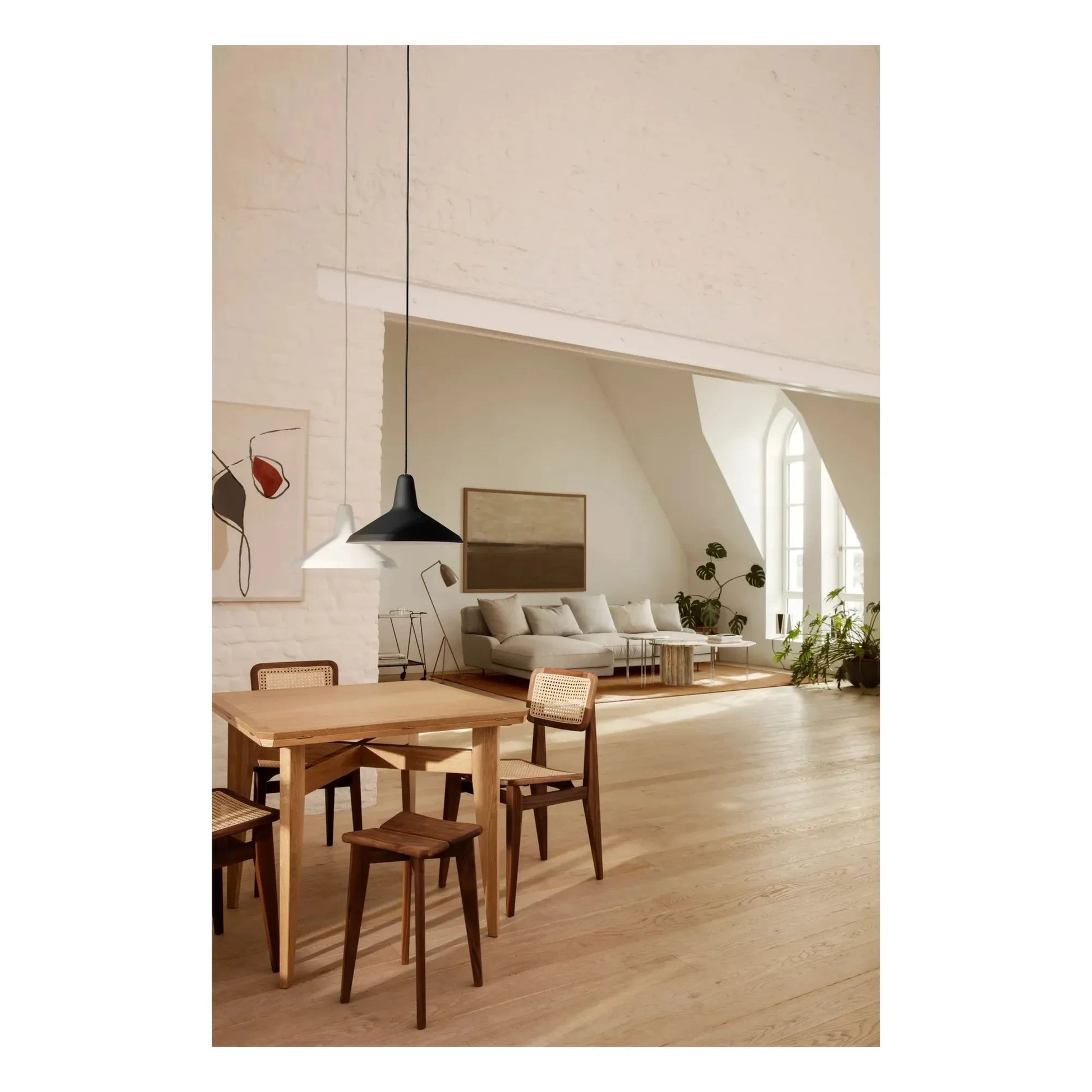 Gubi - C-Chair, Marcel Gascoin | Oak