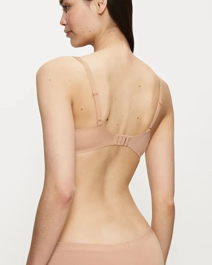 Triumph Body Make-Up Soft Touch Sütyen