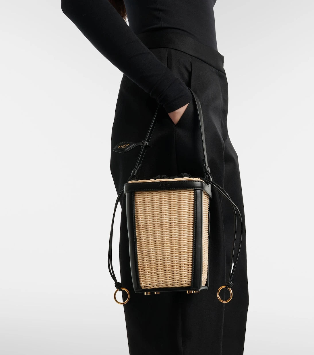 Alaïa - Small wicker and leather bucket bag