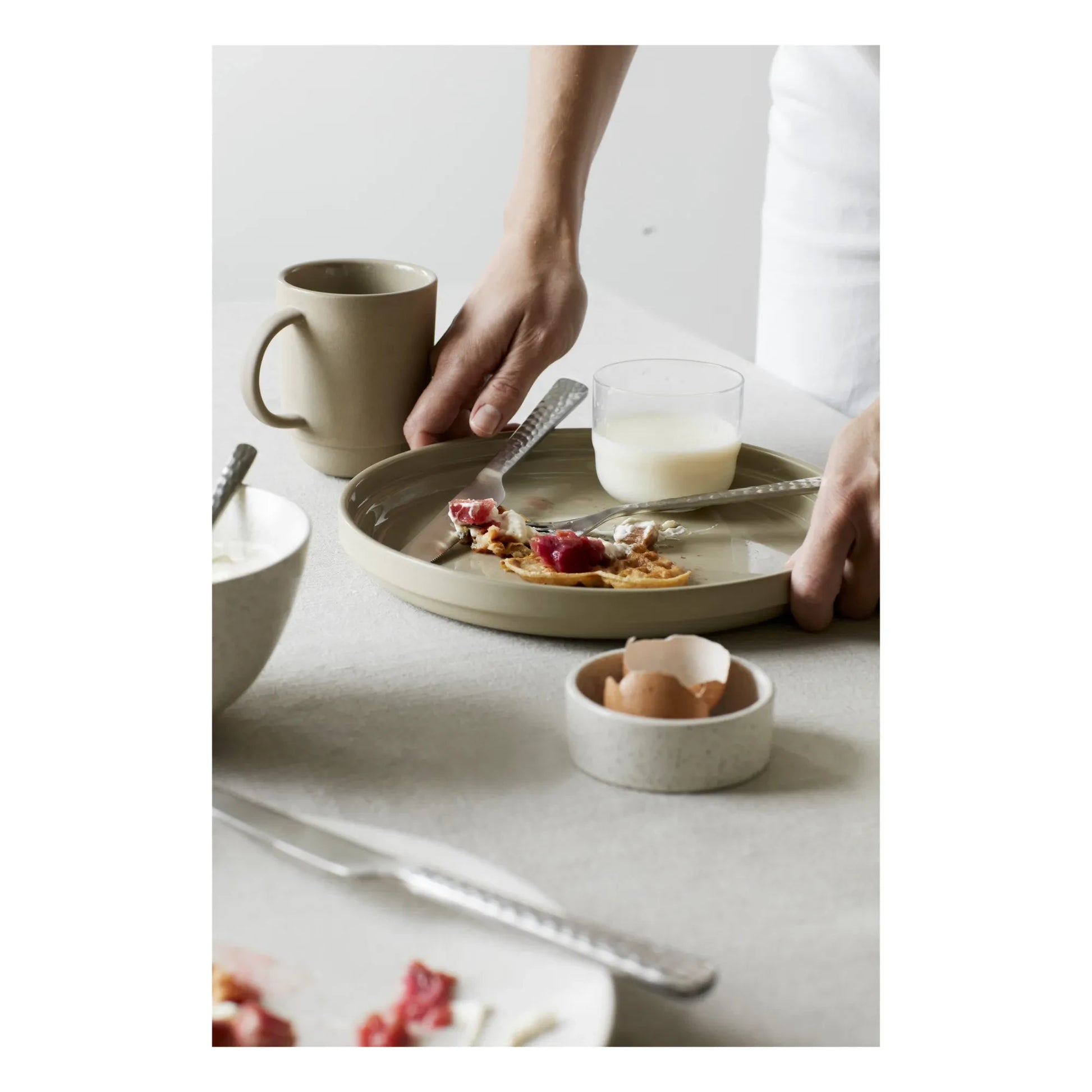 Broste Copenhagen - Nordic Bistro Mug | Beige