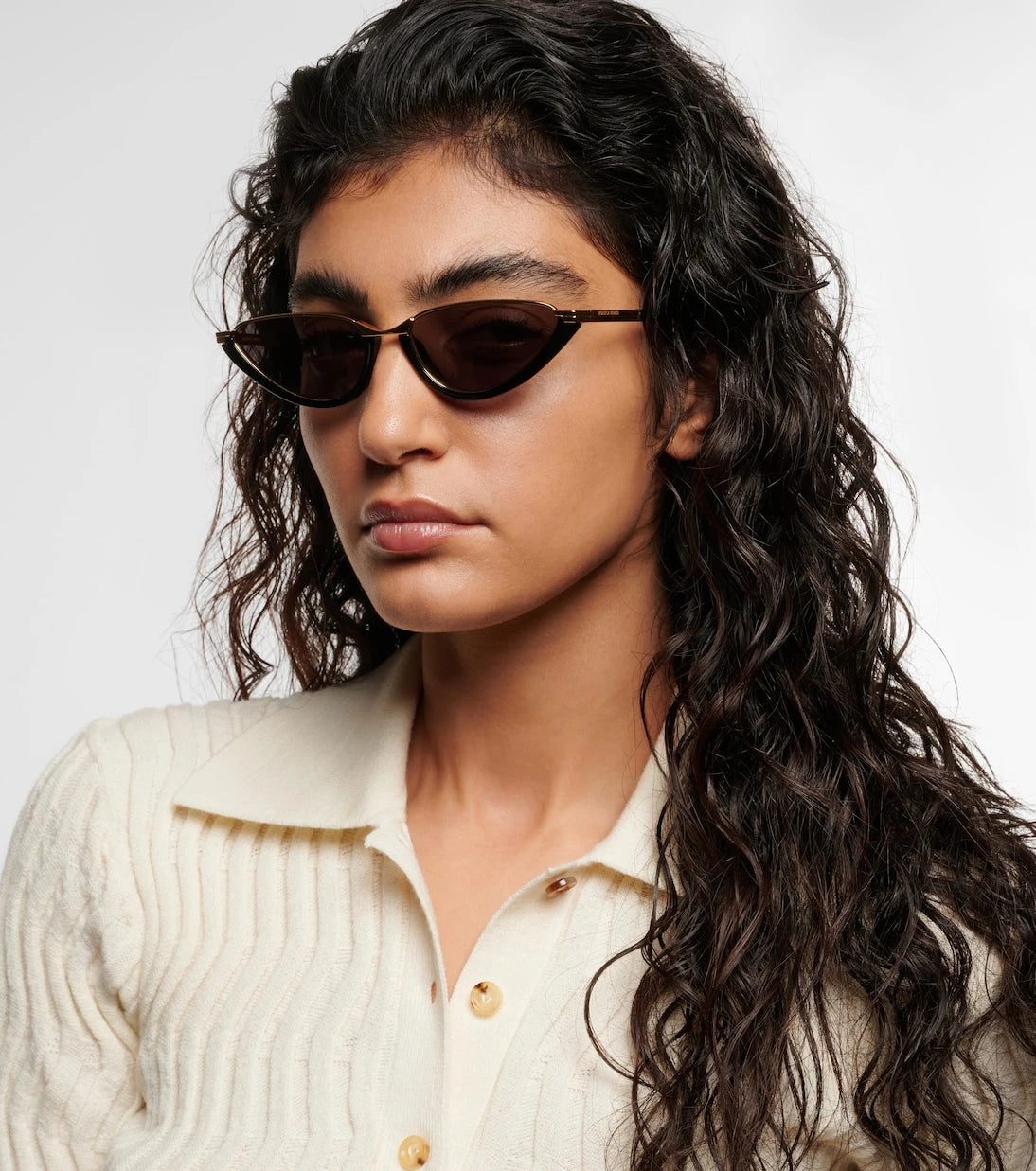 Bottega Veneta - نظارة شمسية عين القط