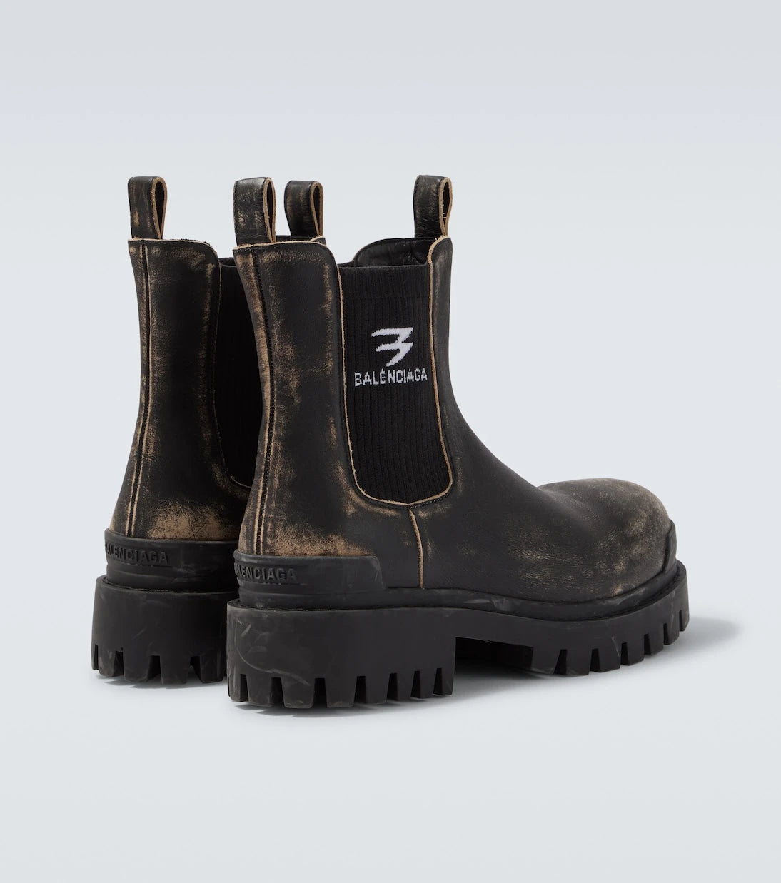 Balenciaga - Strike distressed leather Chelsea boots