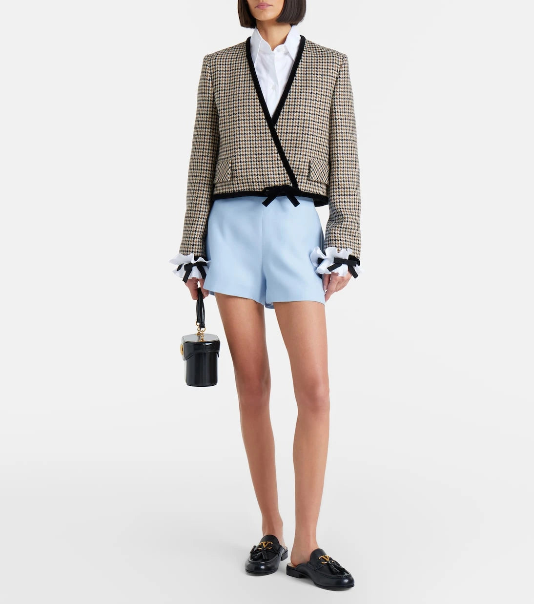 Valentino - Crepe Couture VGold shorts