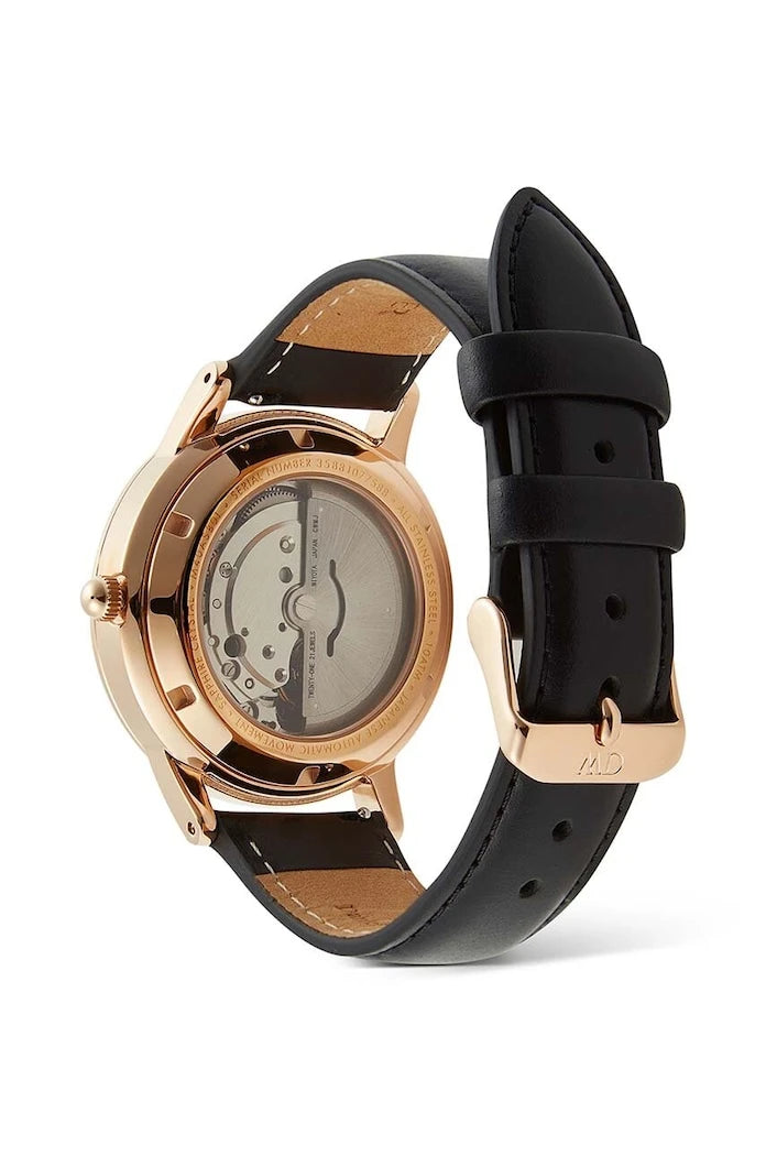 Часовник Daniel Wellington