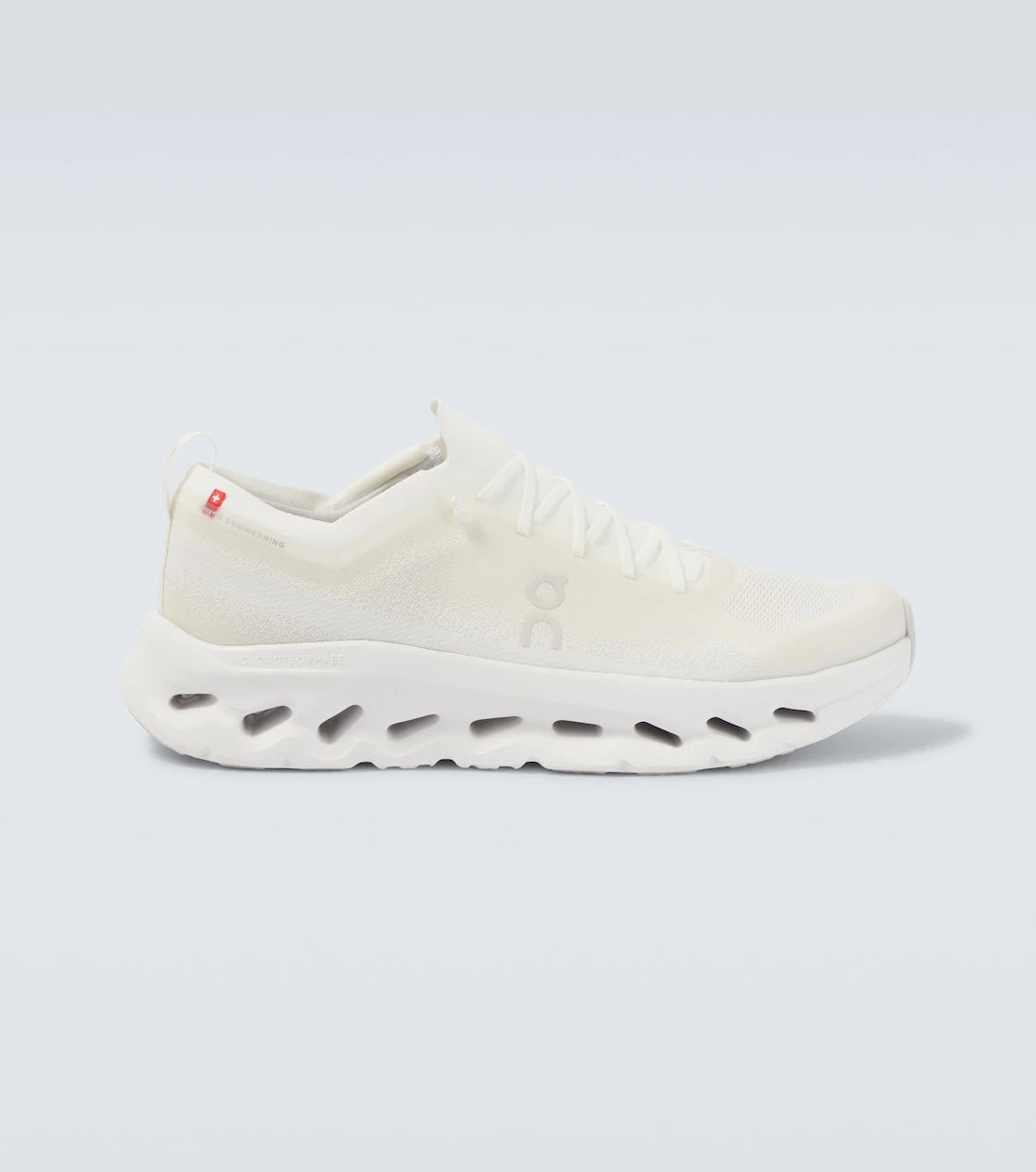 On - Cloudtilt Moon running shoes