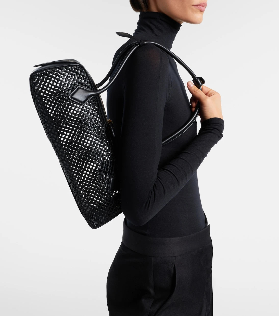 Alaïa - Le Teckel Medium woven leather shoulder bag