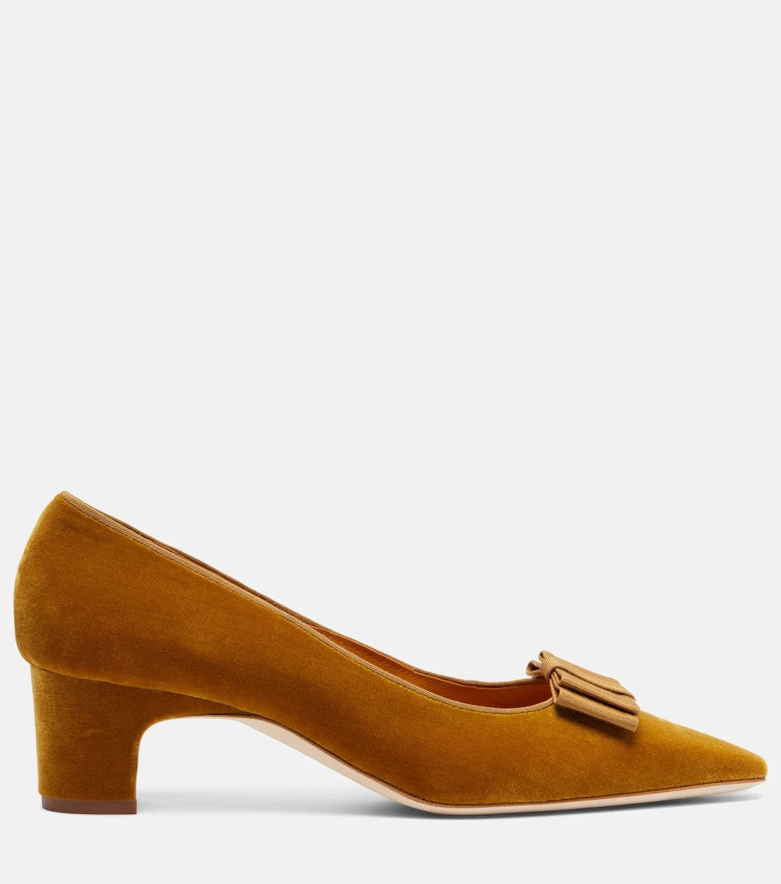 Manolo Blahnik - Reador 50 velvet pumps