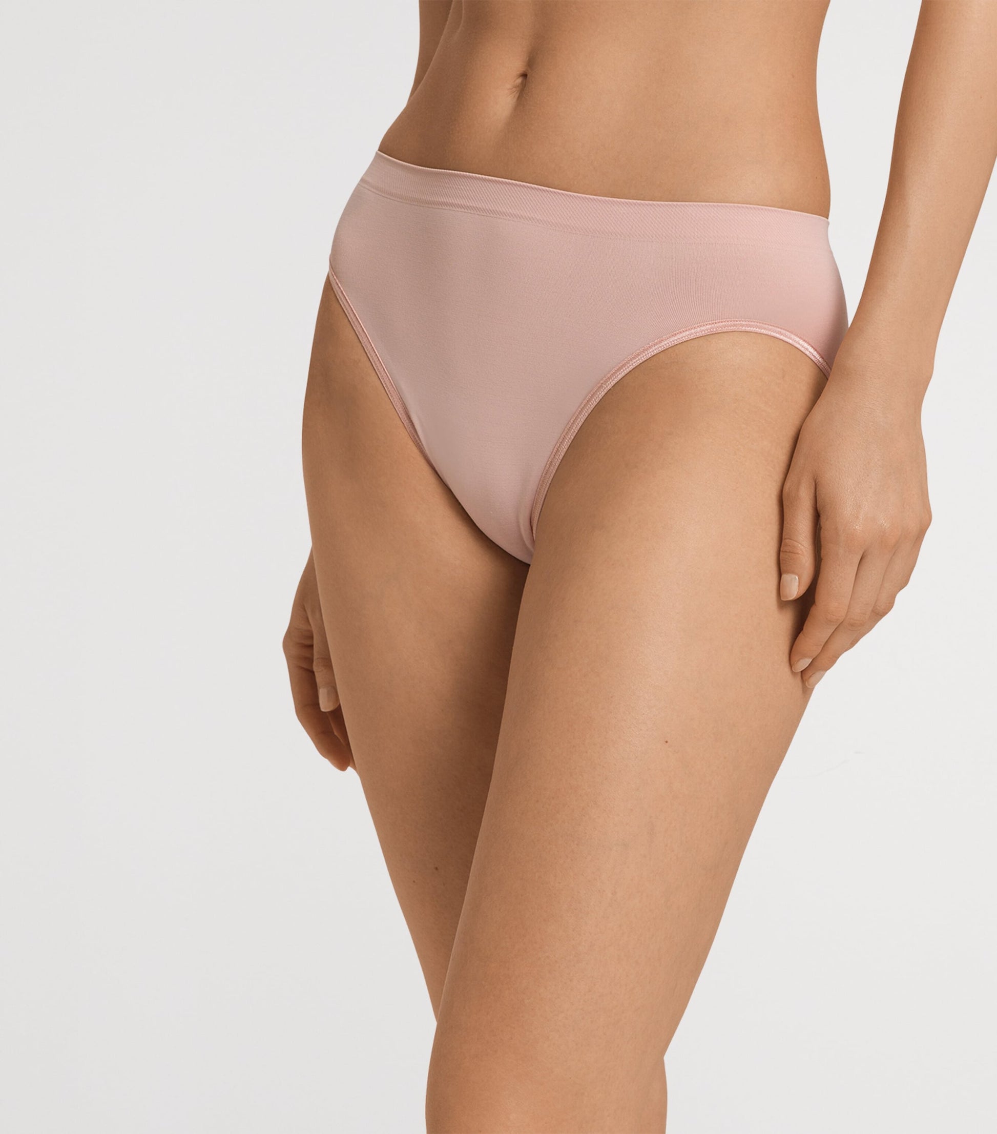 Hanro Nude Touch Feeling Midi Briefs