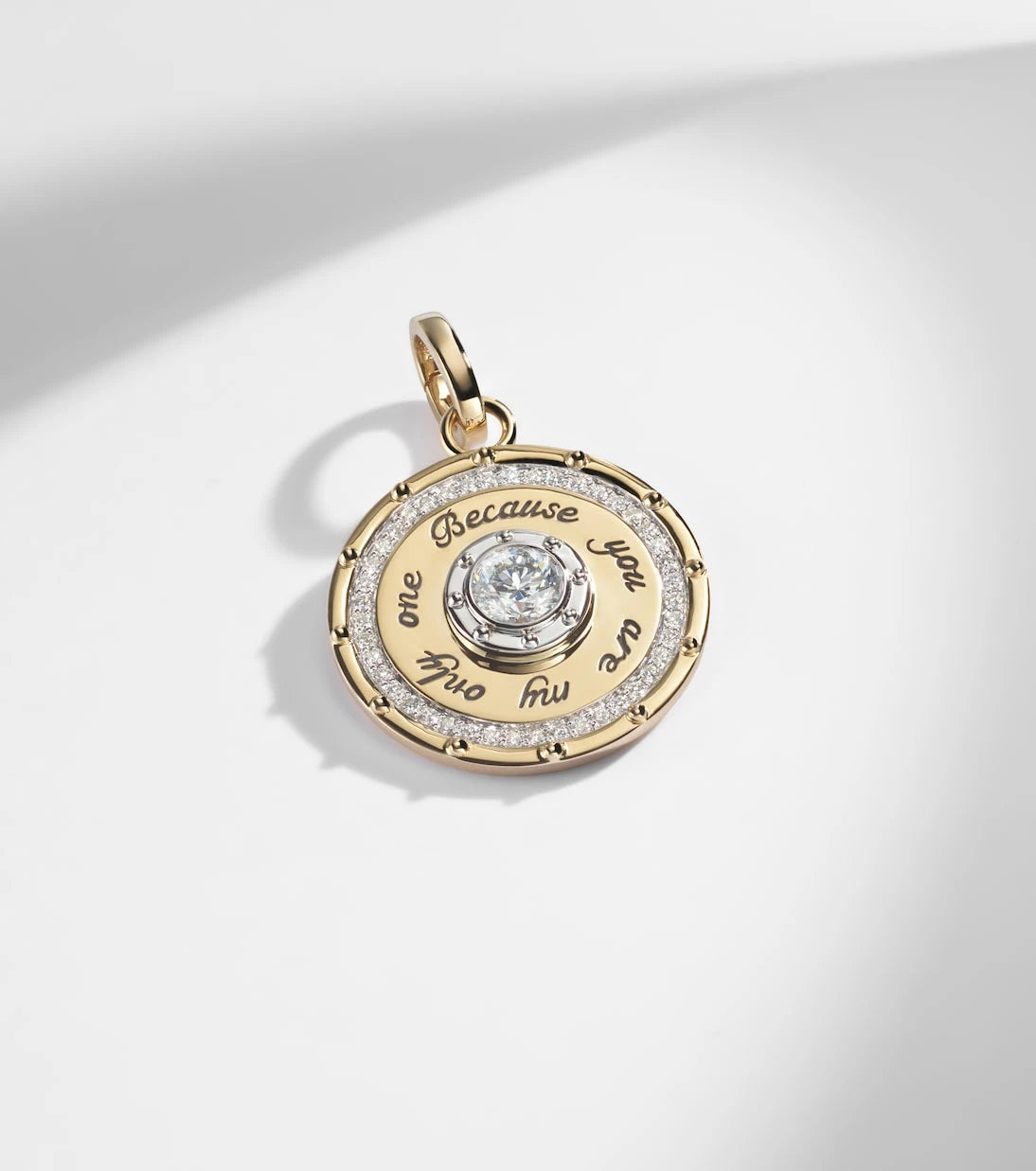 FoundRae - True Love Lovestruck Commitment Medium 18kt gold pendant with diamonds