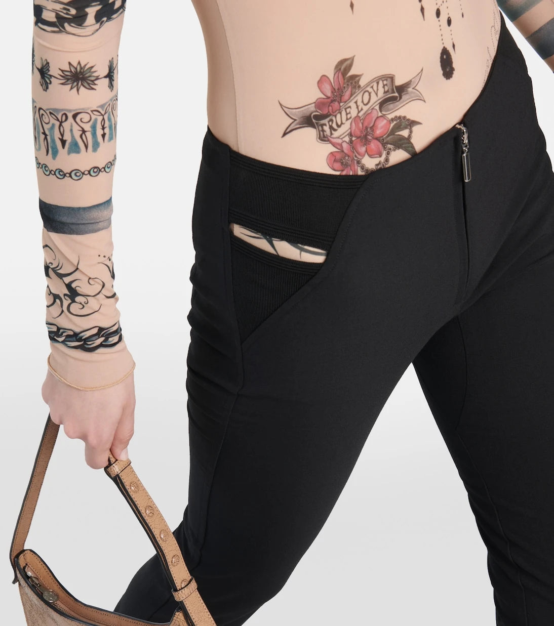 Jean Paul Gaultier - بنطال KNWLS بقصّات وتصميم واسع