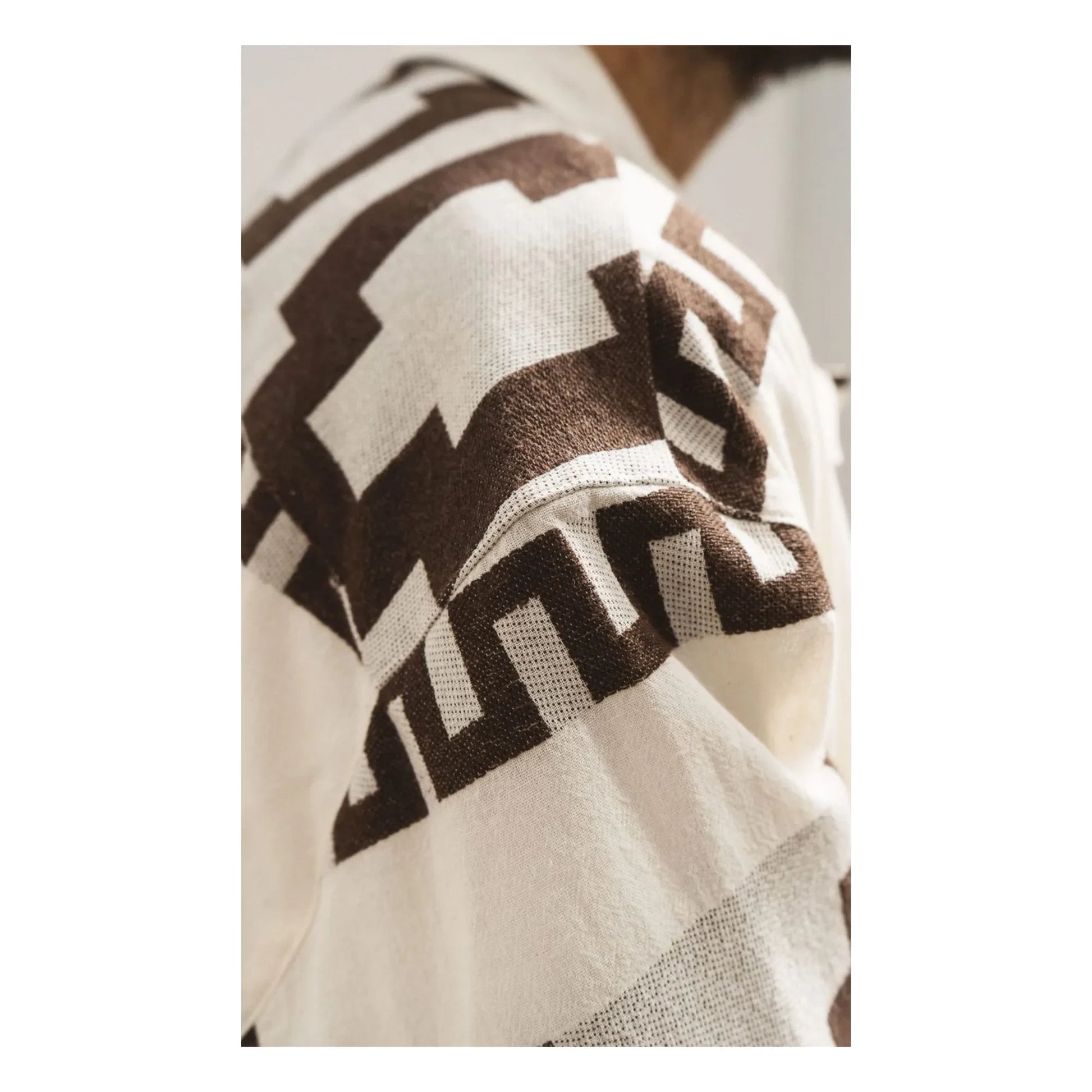 Wooden Store - Hiroko shirt | Brown