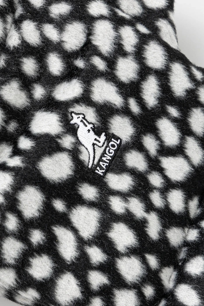 Шапка Kangol MEGA TRAPPER