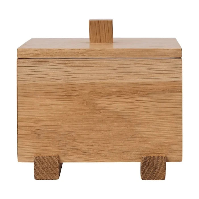Ferm Living meşe ağacından saklama kutusu 9,5 x 10 x 11 cm