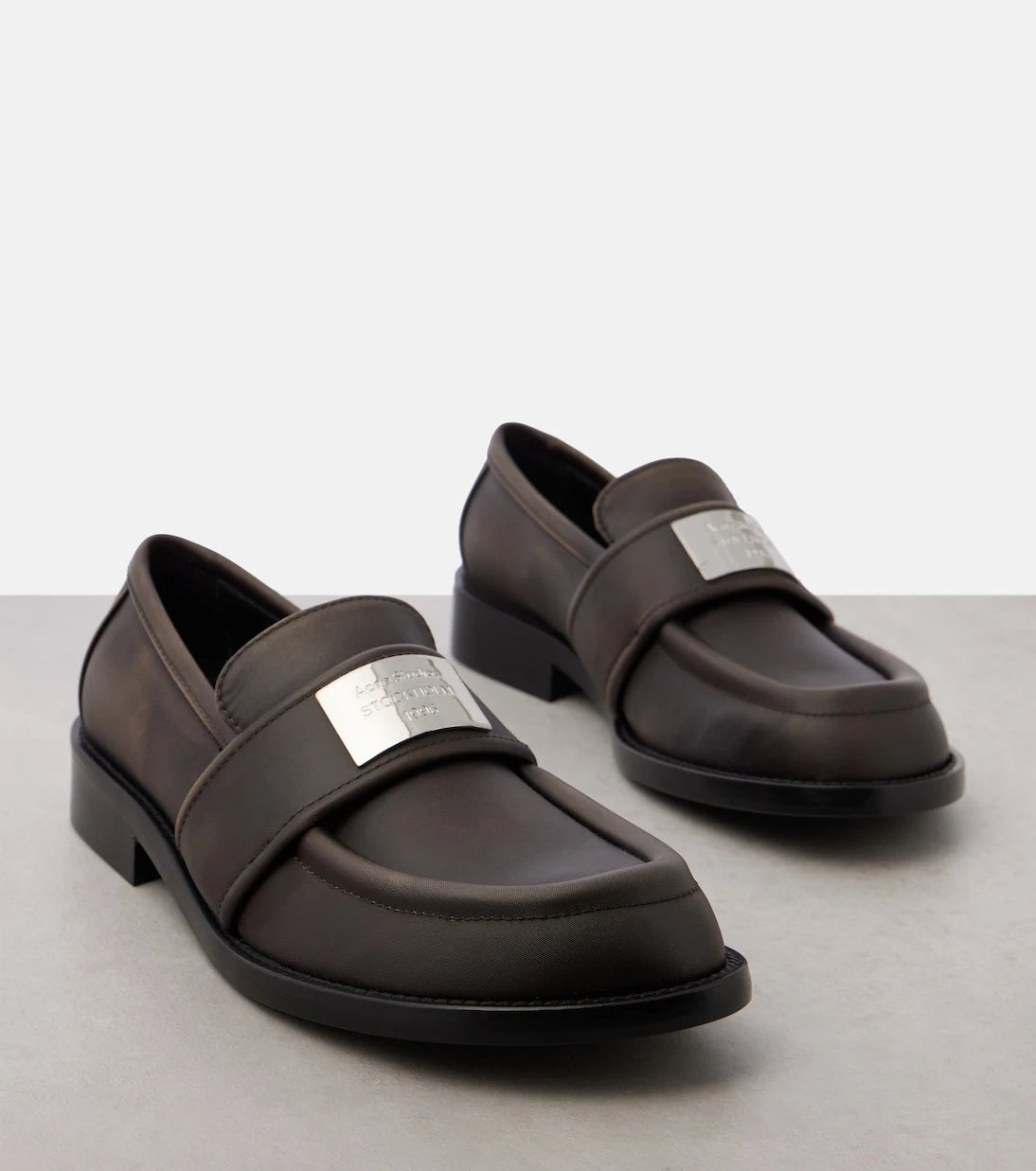 Acne Studios - Logolu makosenler